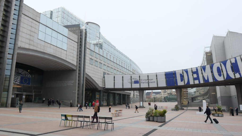 Итeн состанок во Белгија по појавата на дронови над воени бази и аеродроми