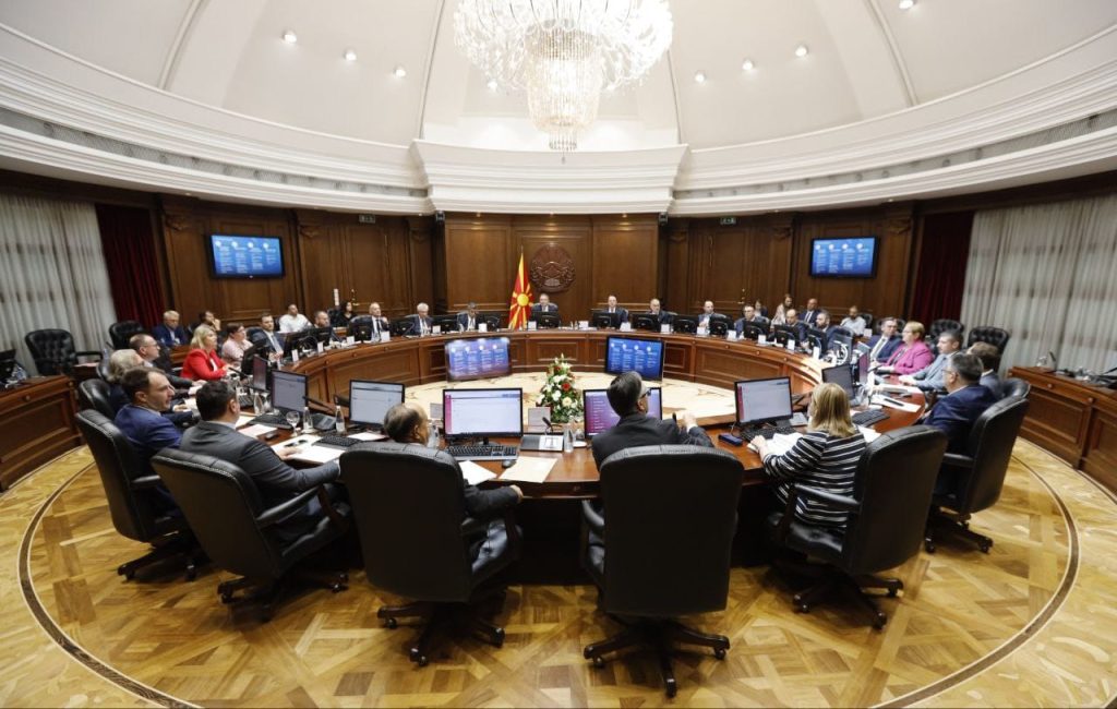 Владини повереници во 4 општини