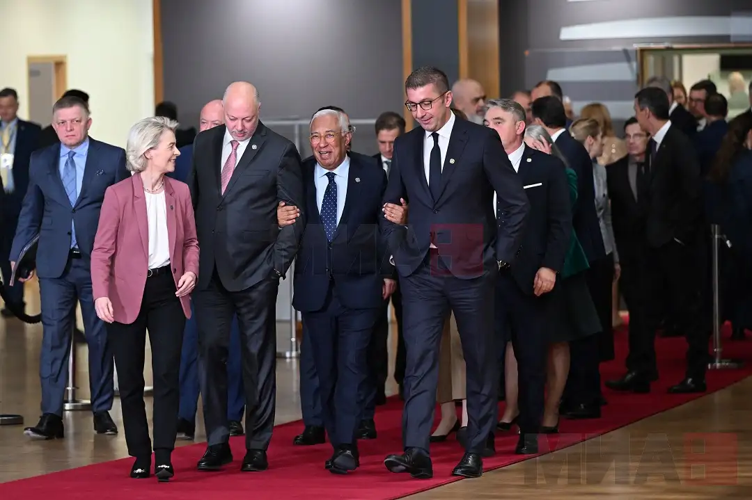 Премиерот Мицкоски на Самитот ЕУ-Западен Балкан (ЕС)