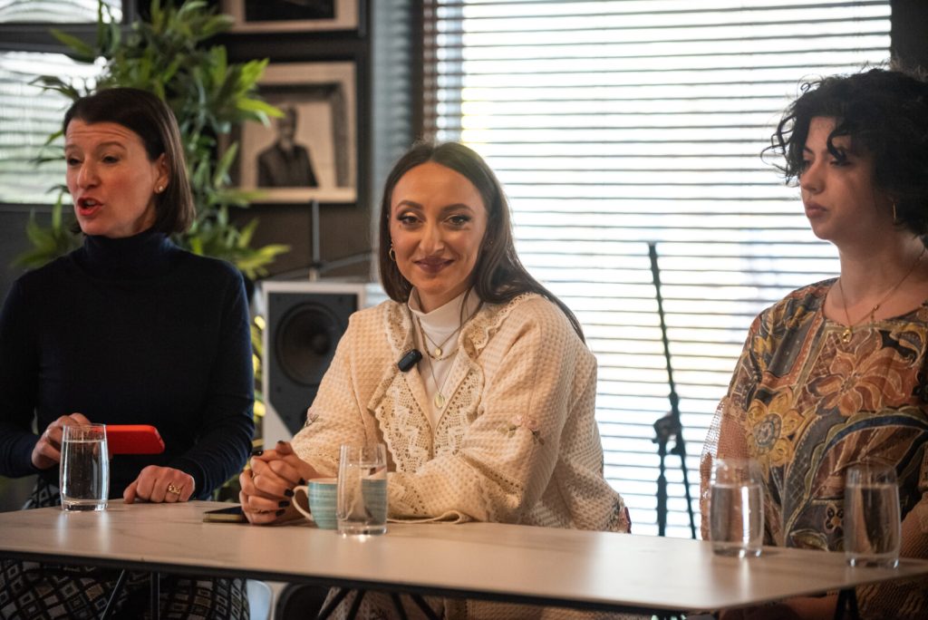 Новогодишен концерт на Зарина Првасевда, „Кадифено“, во Македонската филхармонија