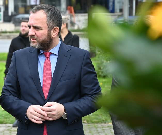 Tошковски: Во Македонија нема да има никакви кампови за мигранти