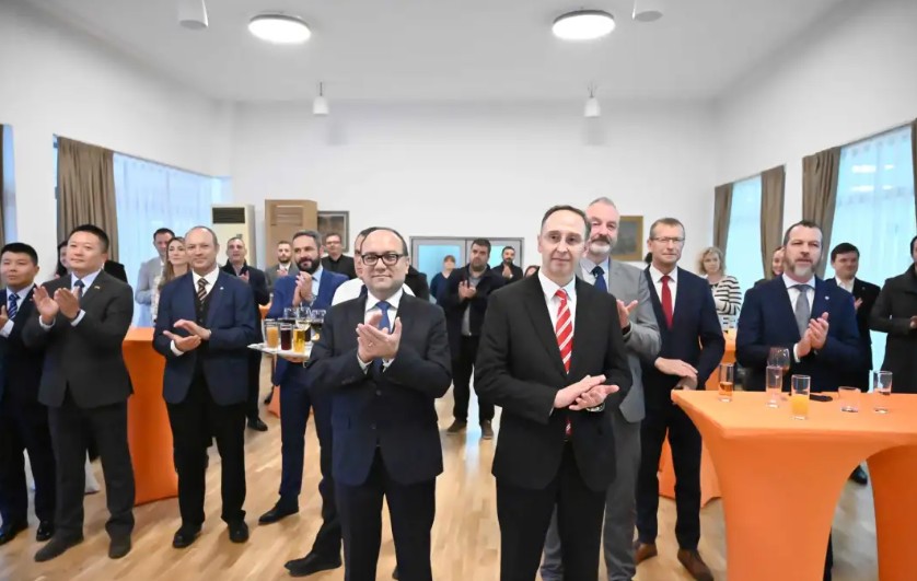 Тошковски и Јанев на традиционална средба со полициските аташеа: Посветени сме на меѓународната соработка