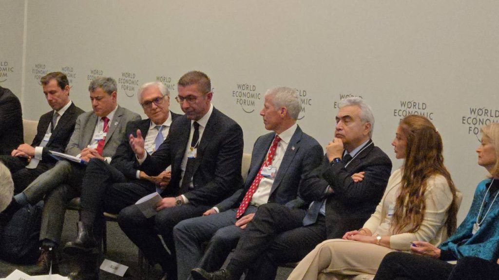 Мицкоски: Развојот на економијата мора да се темели на инвестиции во енергетиката