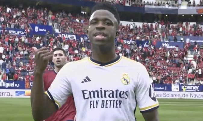 Се огласи Винисиус: Расистите се кукавици!