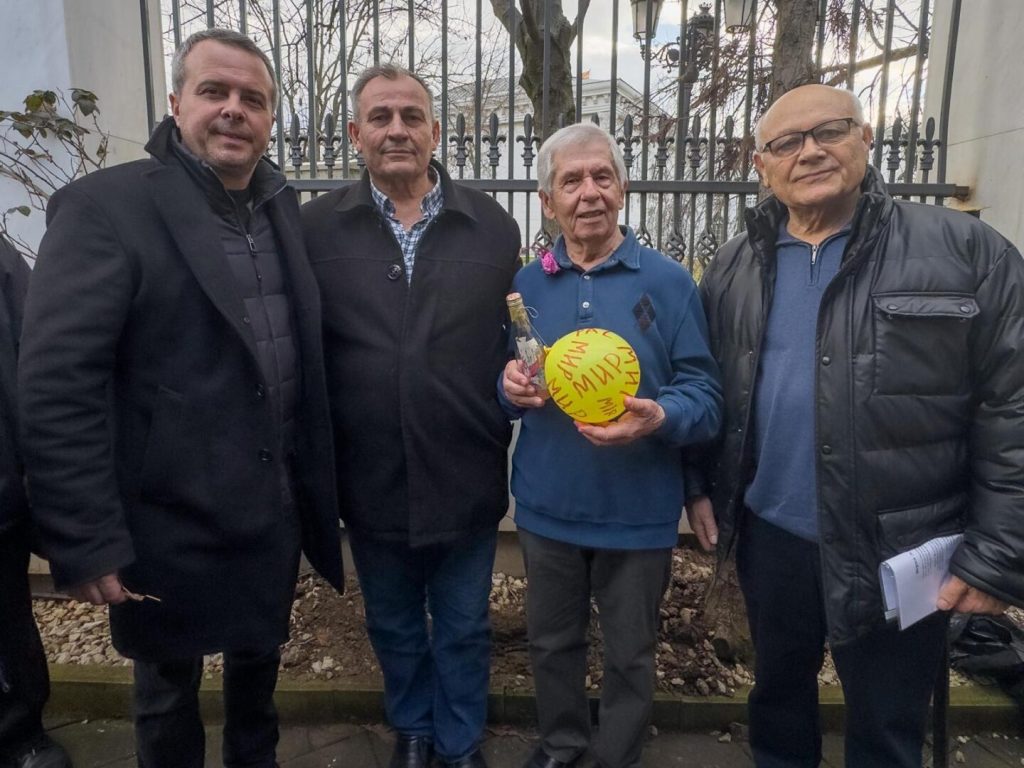 Љубов, серенади и поезија во срцето на Дебар Маало