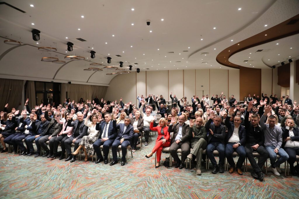 Демократското движење: Нов крупен чекор кон официјализирање на Вреди во обединета политичка сила