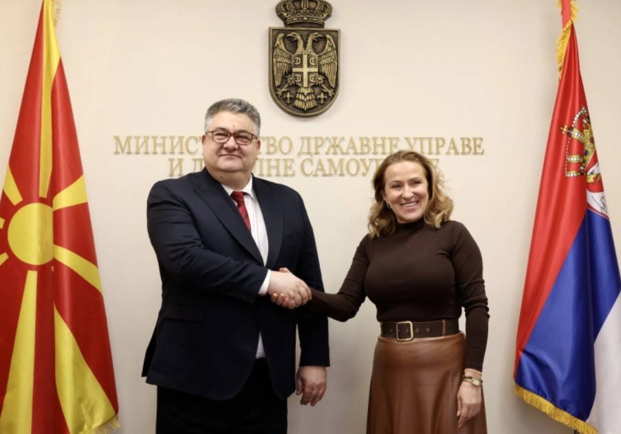 Минчев од Белград: Продлабочена соработка и поефикасна јавна администрација меѓу Македонија и Србија