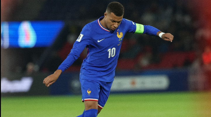 Мбапе: Нема да играм за луѓе кои ме нарекуваат мајмун