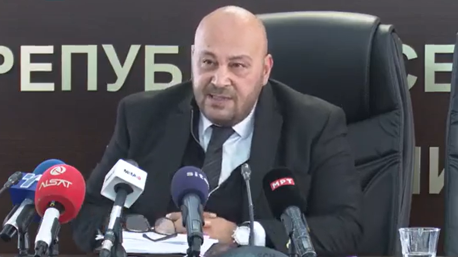 Уставниот суд и Костадиновски тврдат дека никој нема да ја загрози употребата на Албанскиот јазик