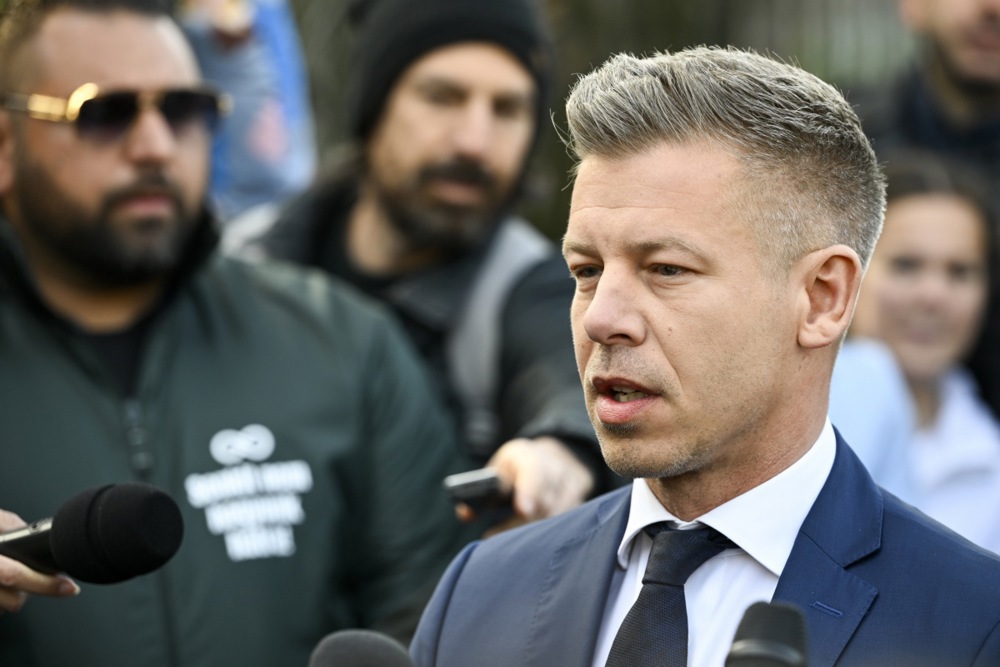Бугарски академици предупредуваат на најавената унгарска поддршка за Македонија