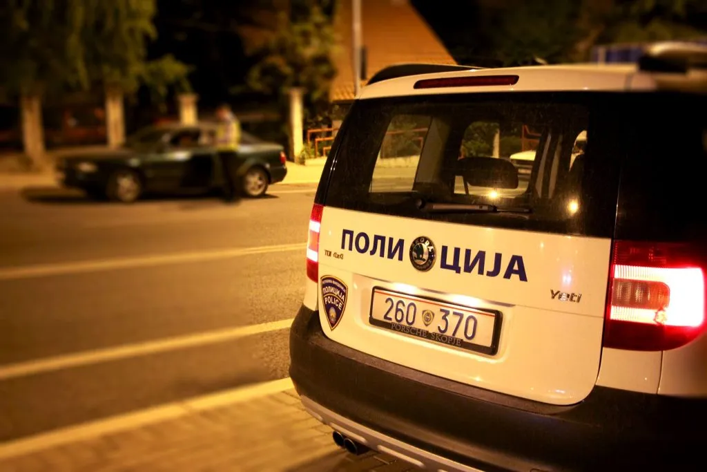 Во превртено возило на патот од Блаце кон Скопје пронајдени три починати лица