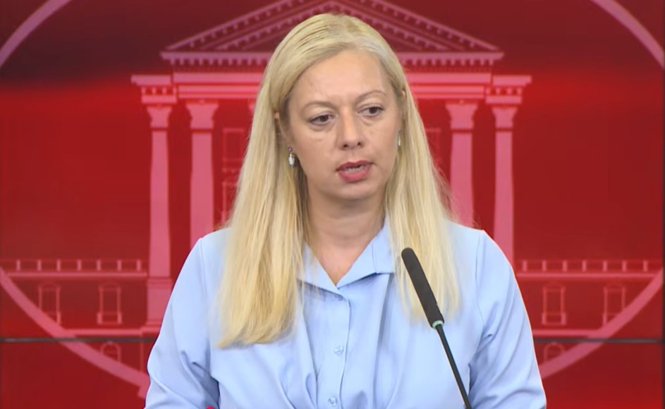 Андоновска: Додека СДСМ си ја “ишка мувата”, остануваме посветени на здравствените предизвици