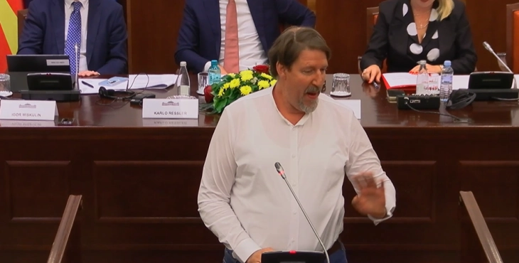 Вајц: Ако граѓаните не веруваат дека правдата важи за сите, младите ќе ја напуштаат земјата